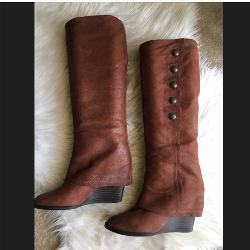 Vince Camuto Almay Boots